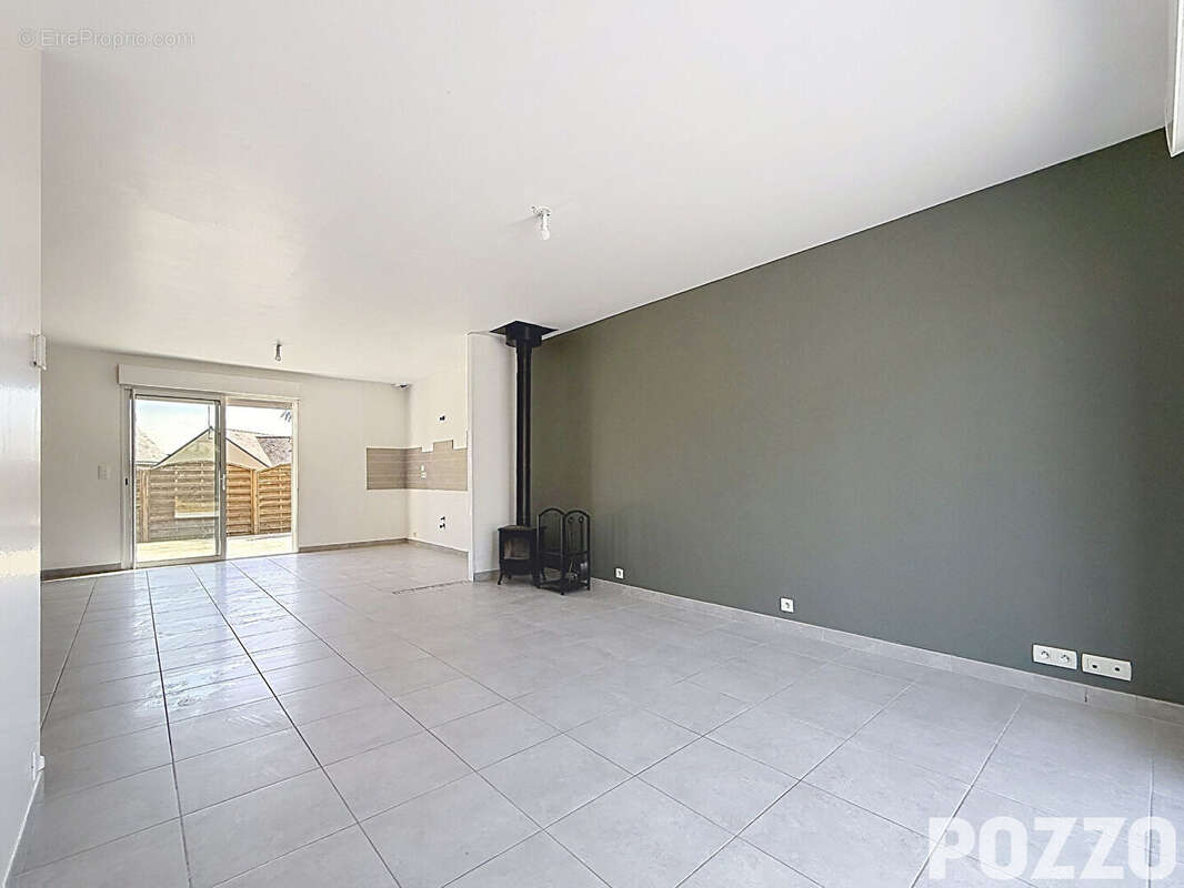 Maison F5 (106 m²) à vendre à GRANVILLE, terrain 277m² - photo 2