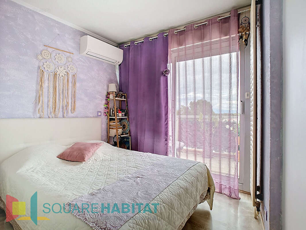 Appartement à MANDELIEU-LA-NAPOULE