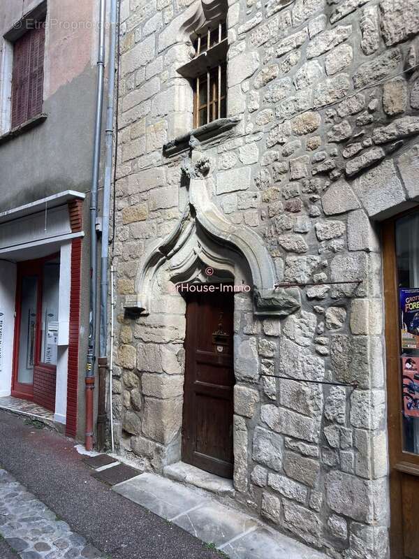 Maison à LARGENTIERE