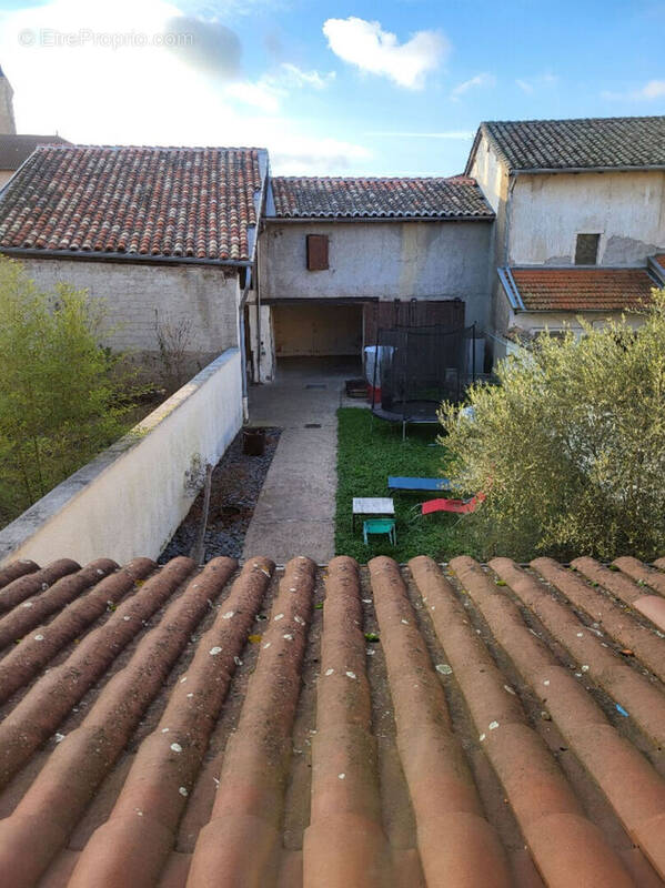 Maison à SAINT-TRIVIER-SUR-MOIGNANS