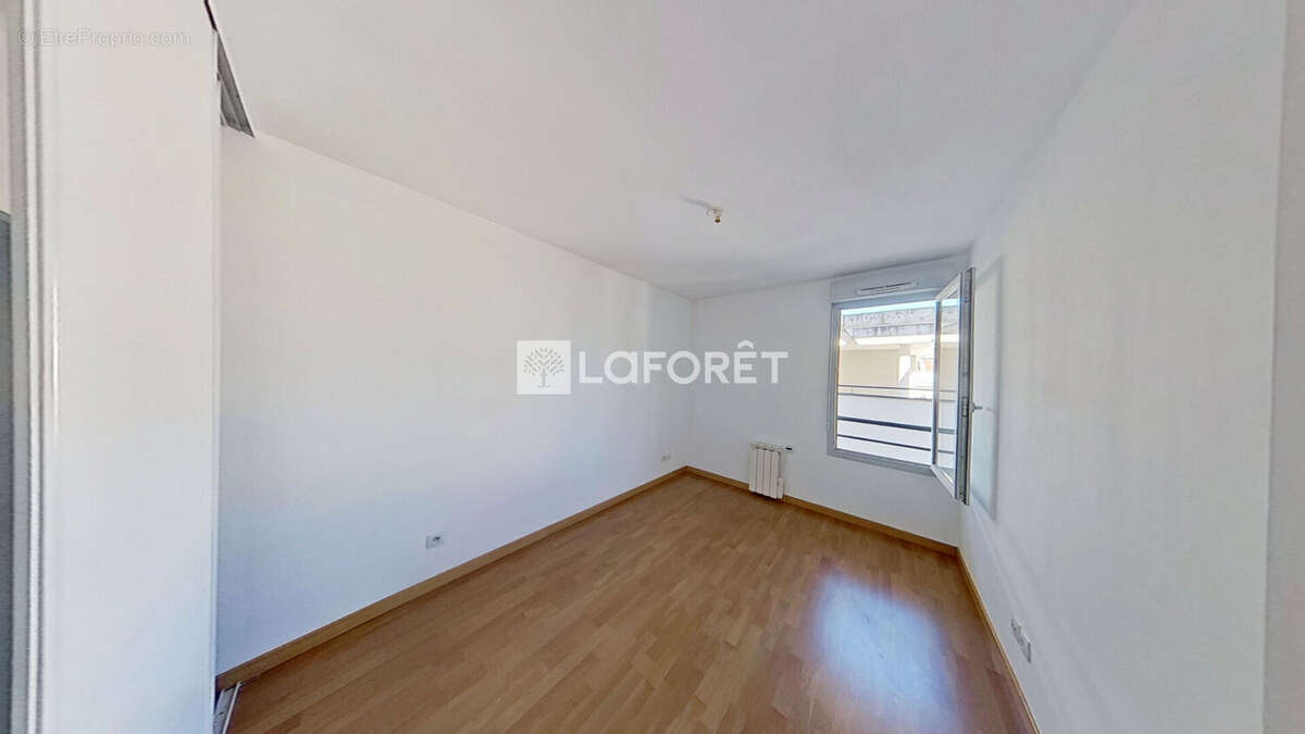 Appartement à LYON-8E