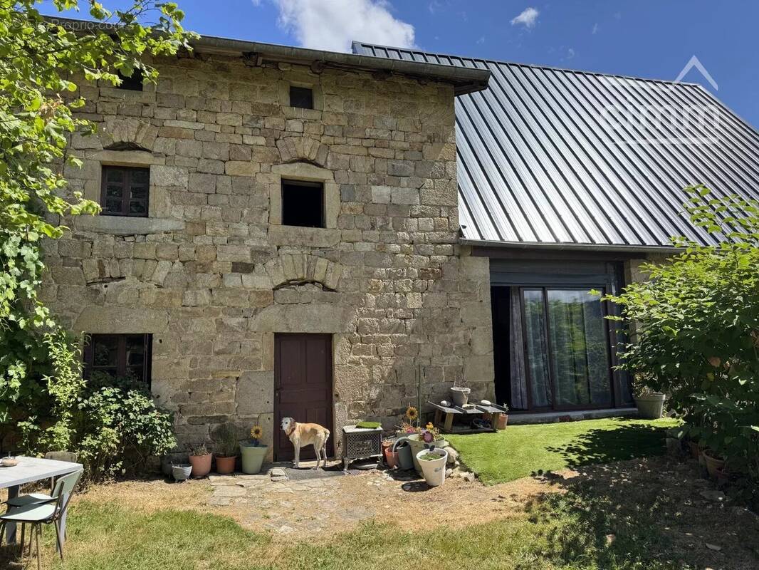 Maison à GRANDVAL