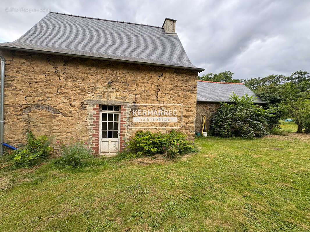 Gîtes - Chambres d'hôtes - Bourg Des Comptes 6 pièce(s) - 20 minutes de Rennes - gare - terrain - photo 15