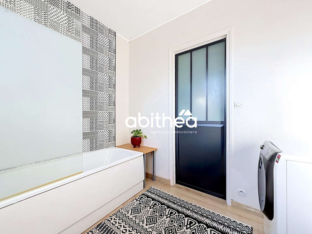 Appartement t4 - photo 15