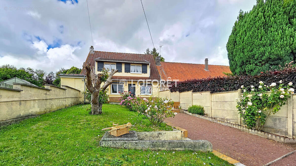Maison Nouvion 5 pièce(s) 136m2 - photo 16