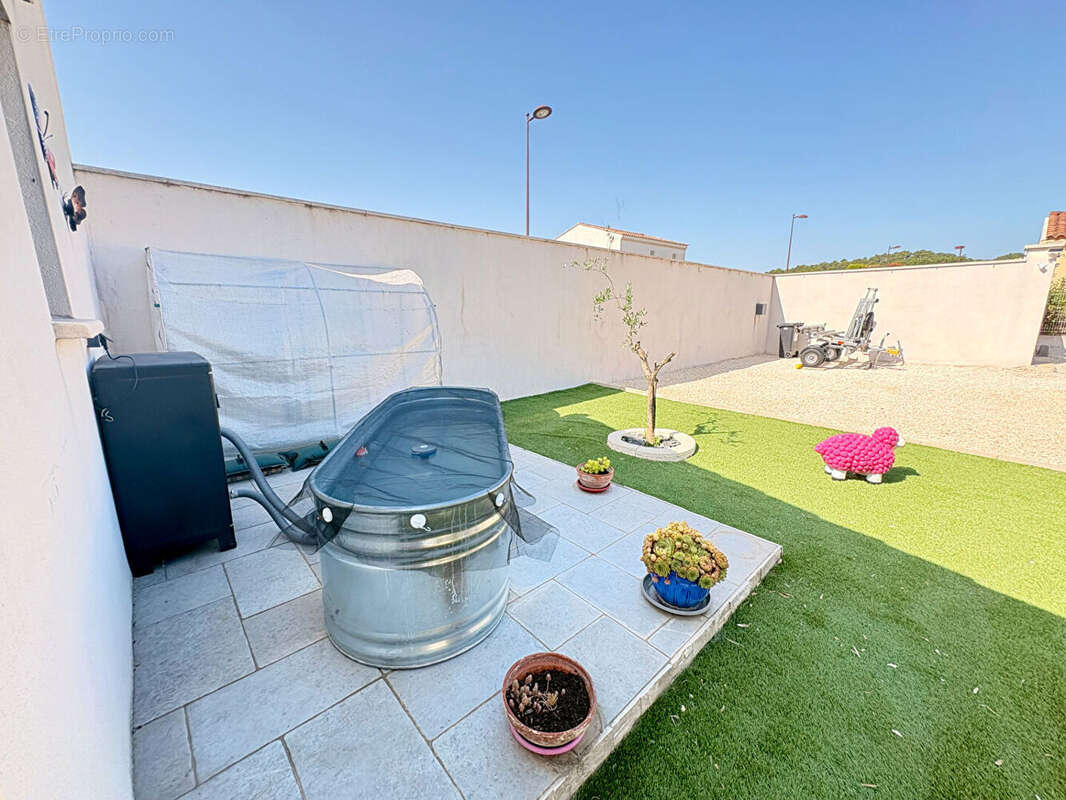 Maison Laudun - 6 pièces - 145 m² - photo 16