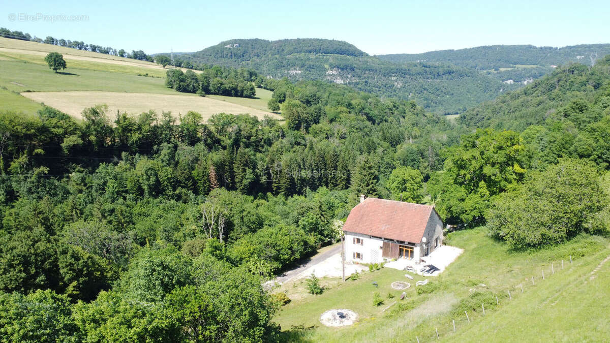 Maison à SAINT-HIPPOLYTE