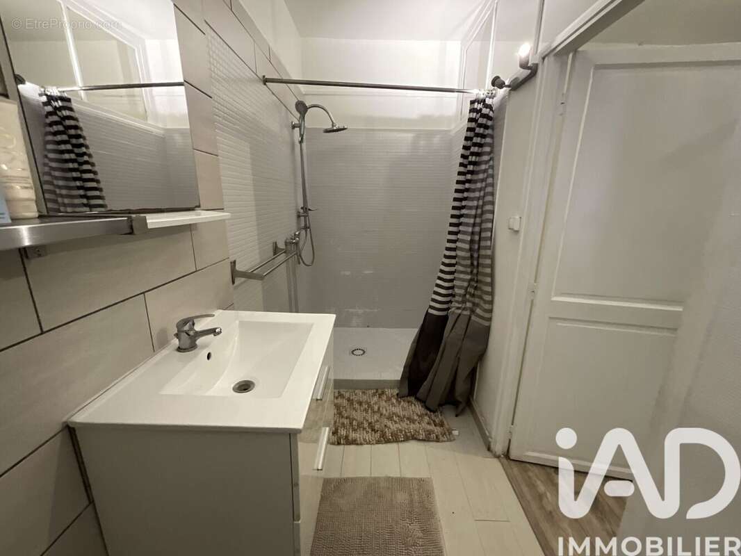 Maison 300 m² à Argenteuil  - photo 9