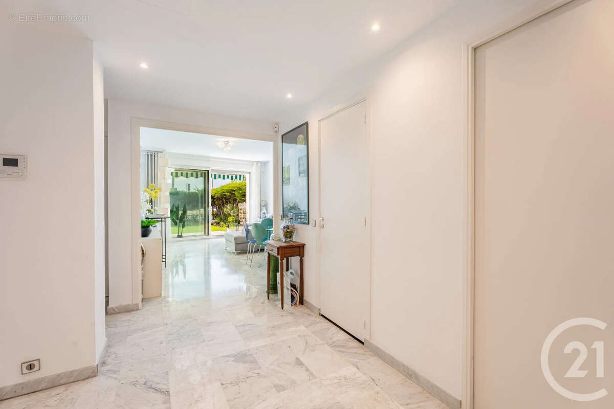 Appartement 85 m² à Nice  - photo 6