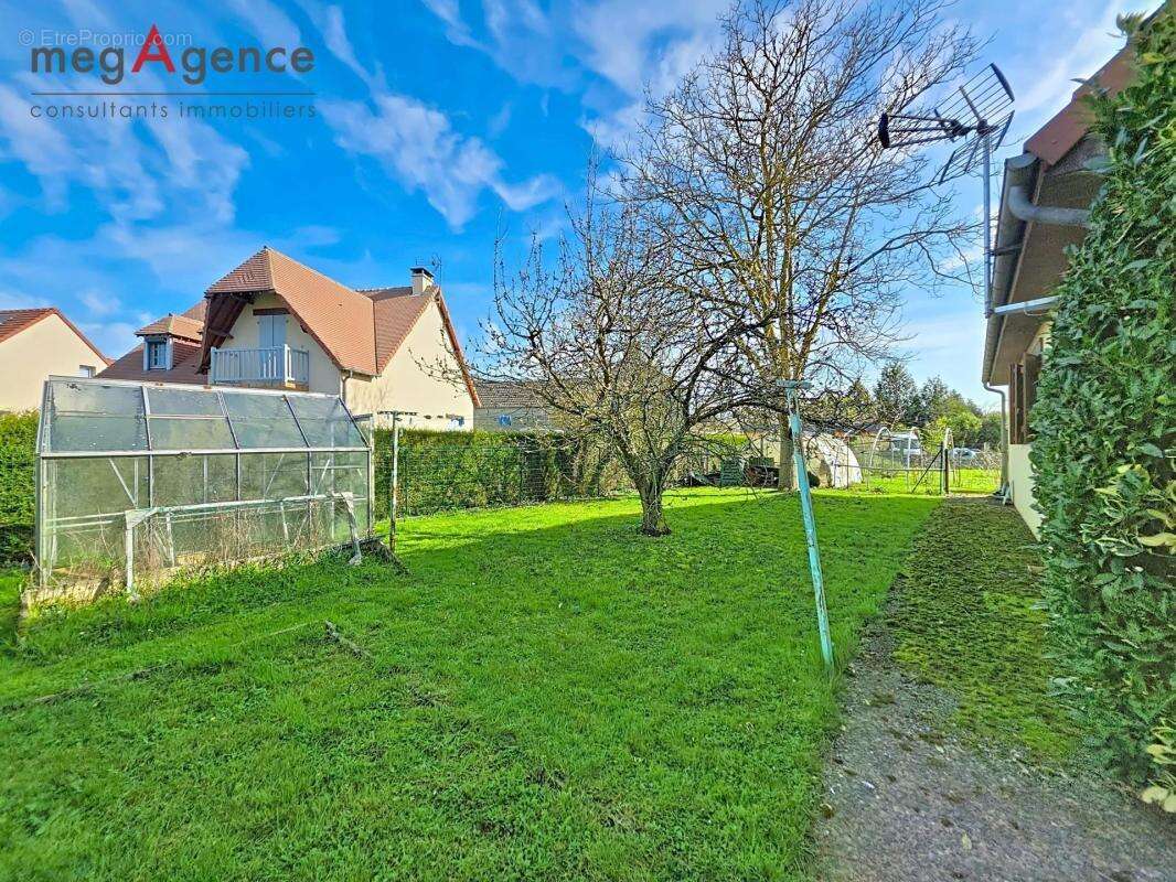 Maison à SANNERVILLE