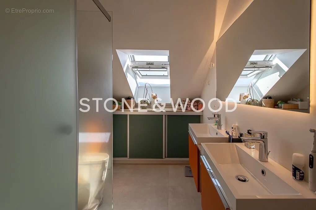 Appartement à VEYRIER-DU-LAC