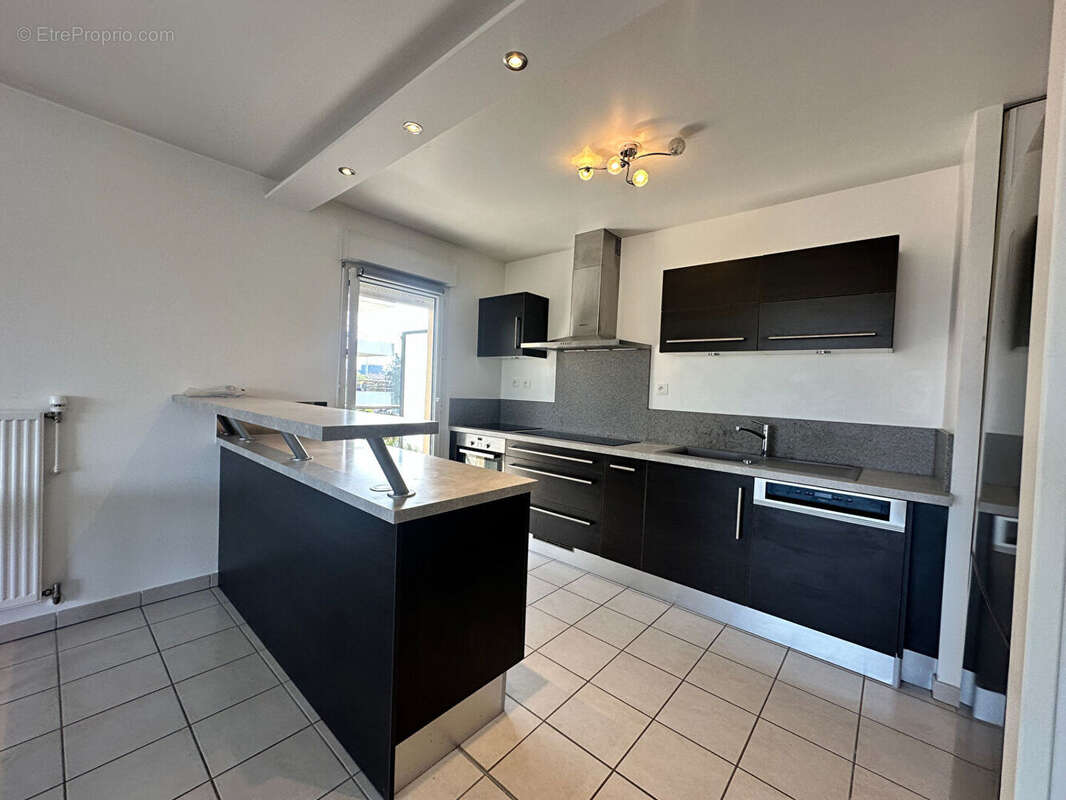 Appartement à AMBILLY