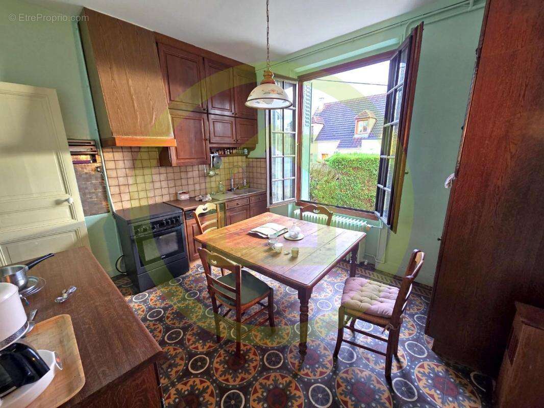 Maison à FLEURY-LES-AUBRAIS