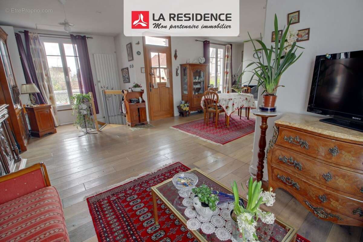 Maison à CONFLANS-SAINTE-HONORINE