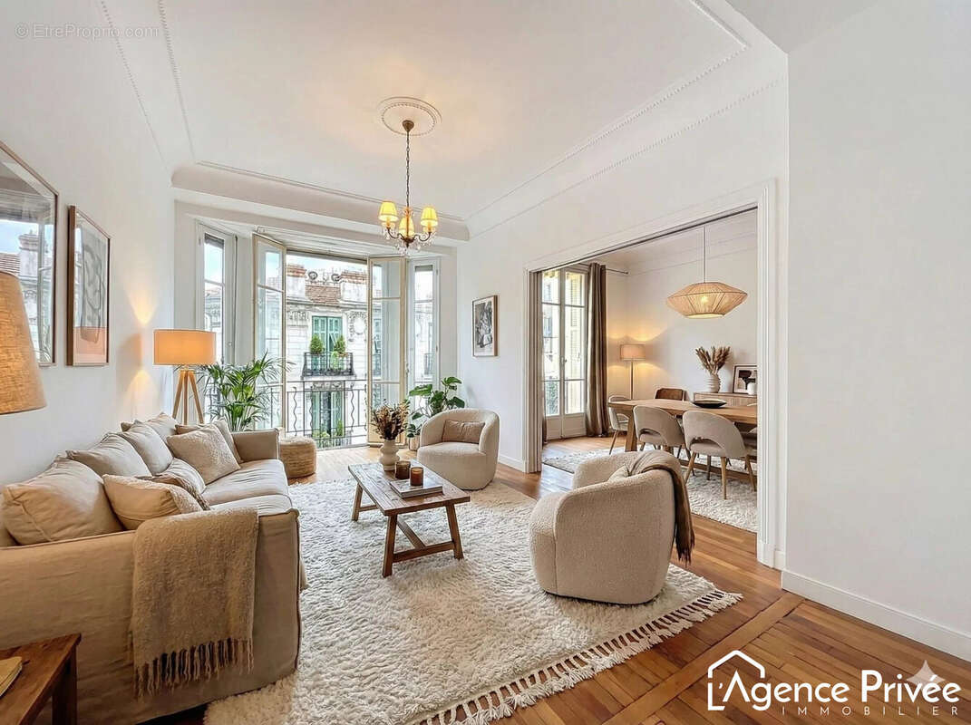 Appartement à NICE