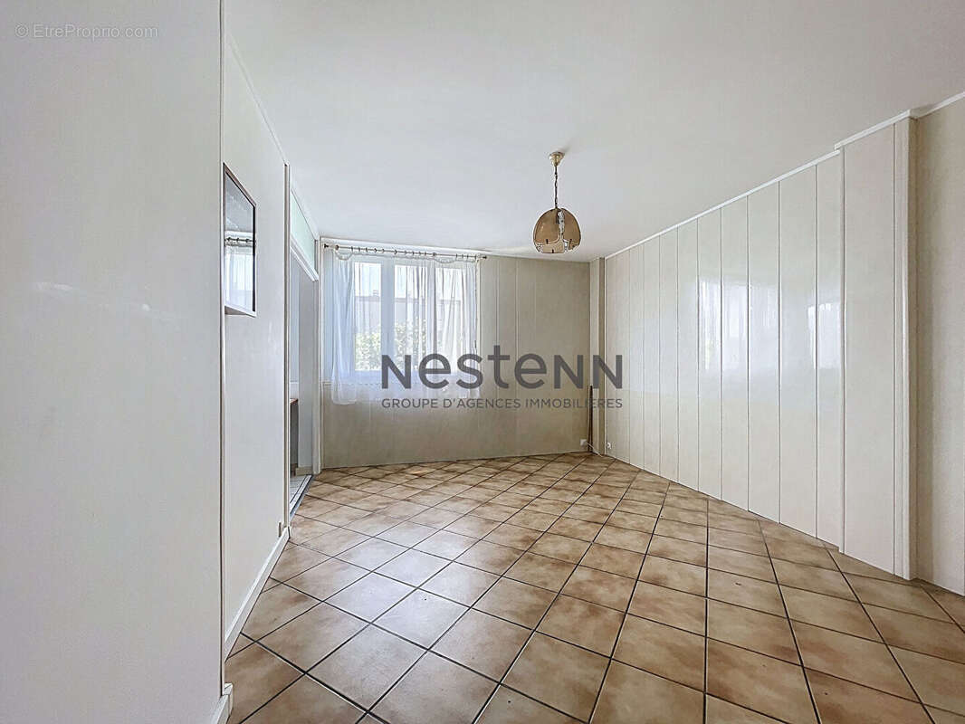 Appartement à VALENTON