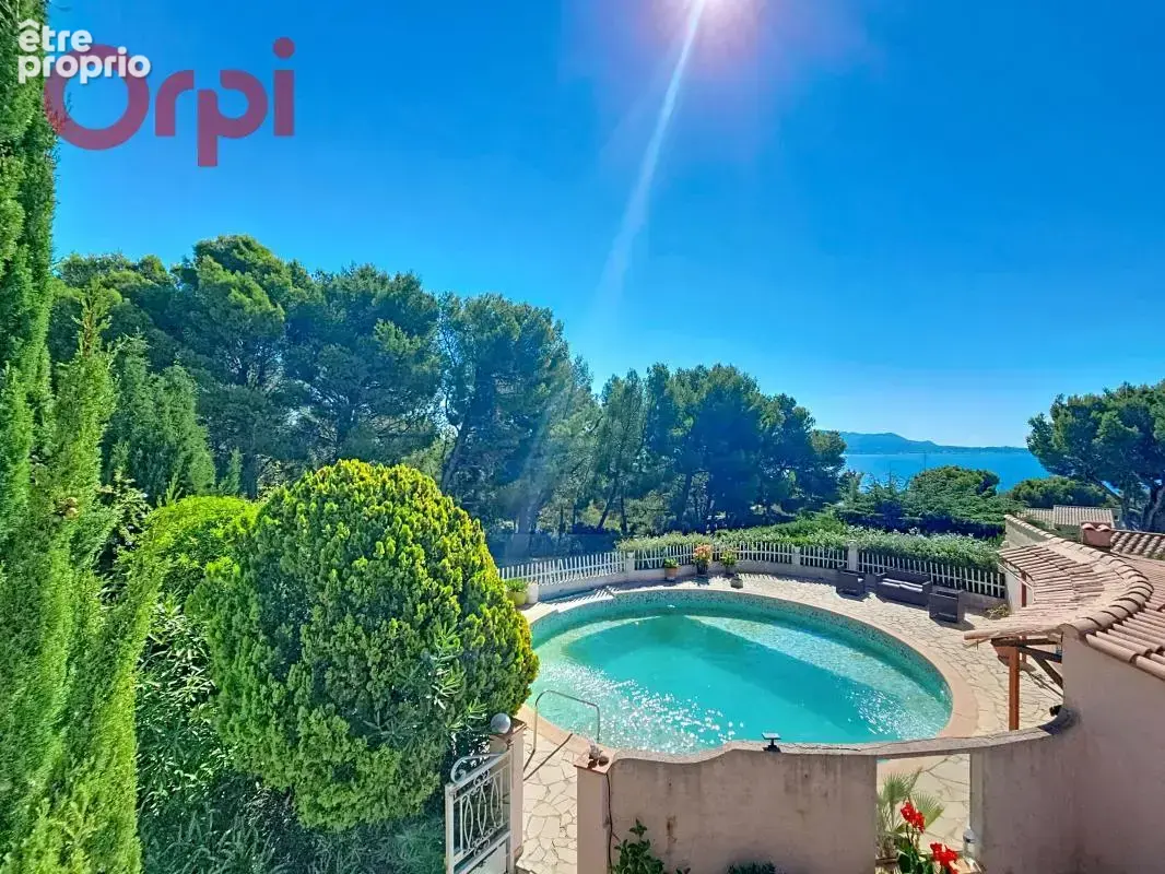 Photo Maison à Sanary-Sur-Mer au prix de 2 080 000€
