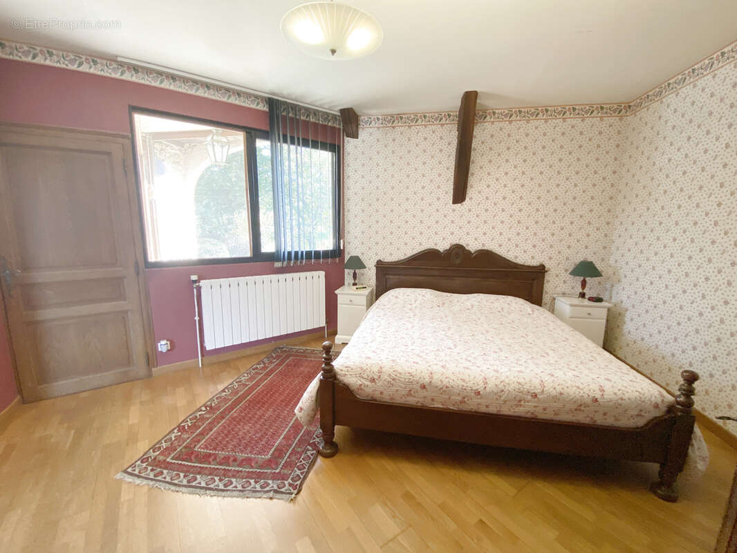 Maison à LAVAL-DE-CERE