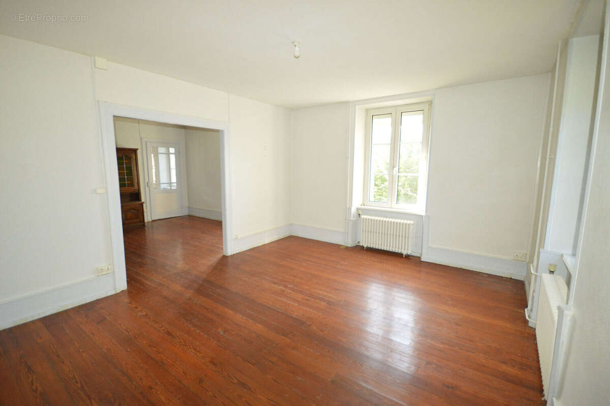 Photo 4 - Maison à PONT-DE-ROIDE