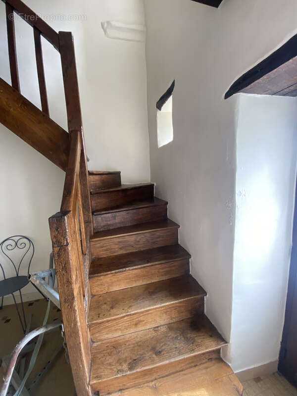 Maison à AILLIERES-BEAUVOIR