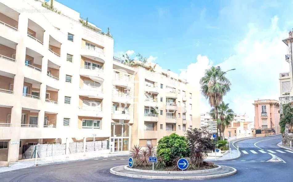 Appartement à BEAUSOLEIL