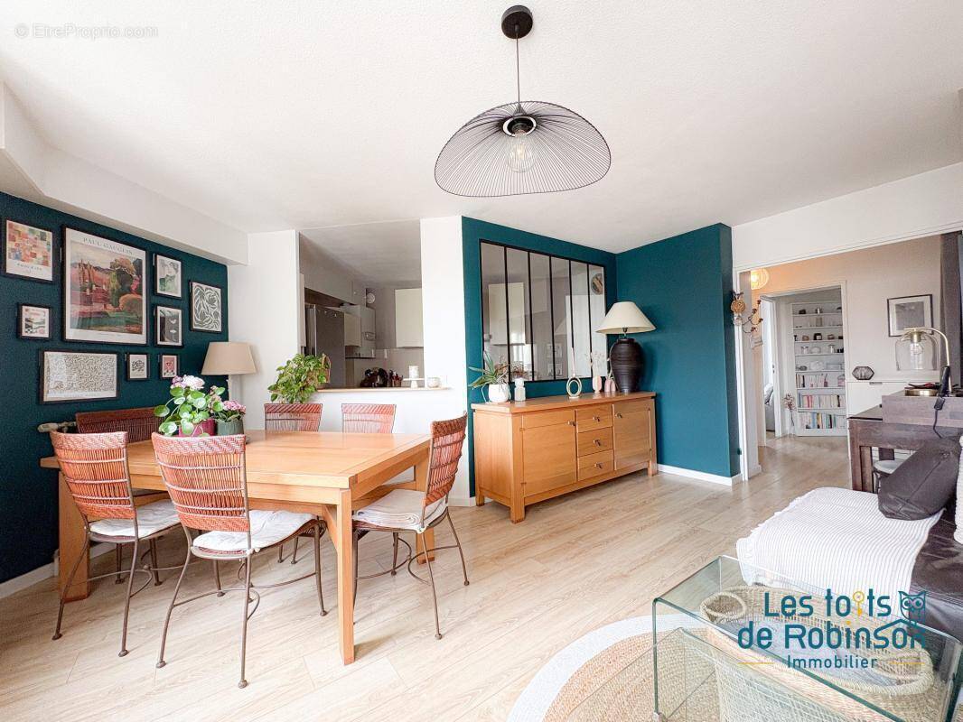 Appartement à LE PLESSIS-ROBINSON