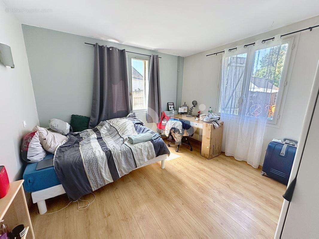 Maison à CHOISY-AU-BAC