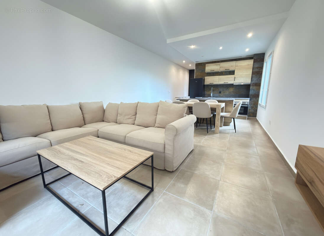 Appartement à SAINT-RAPHAEL