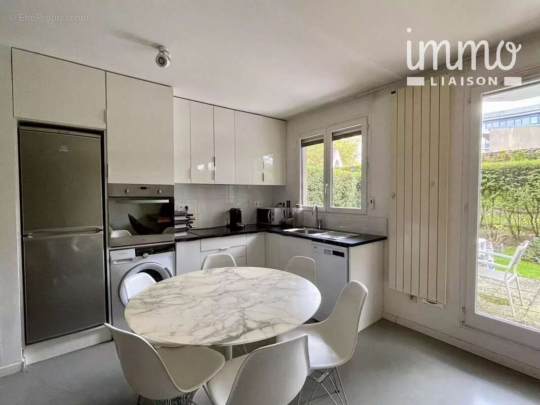 Appartement à MONTROUGE