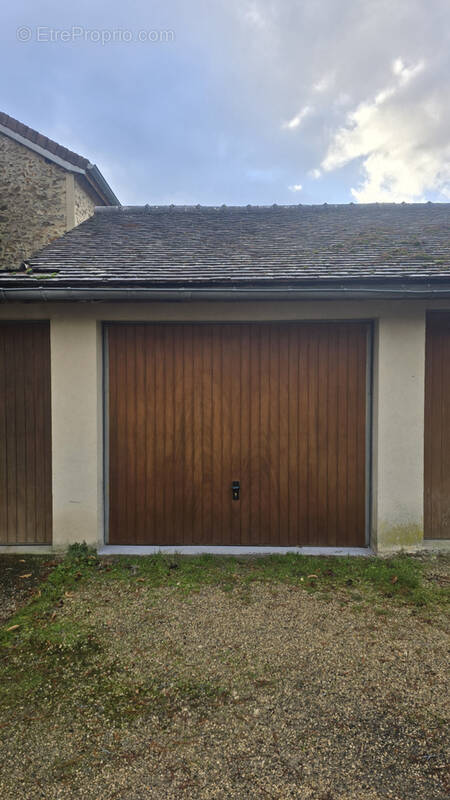 Parking à BONNELLES