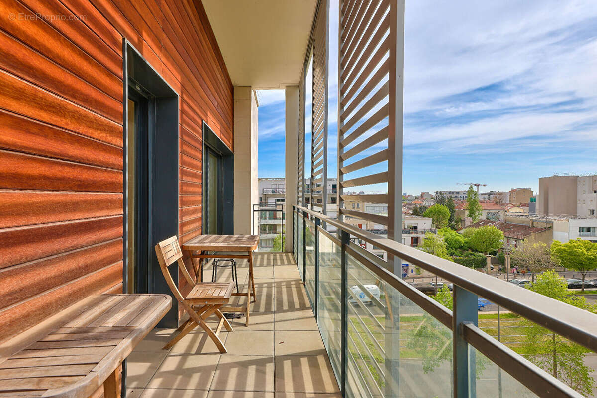 Appartement à COLOMBES