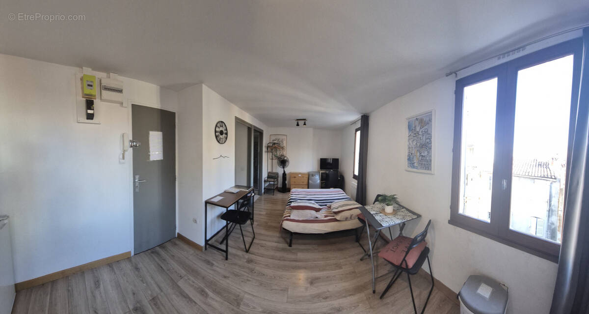 Appartement à MARSEILLE-6E