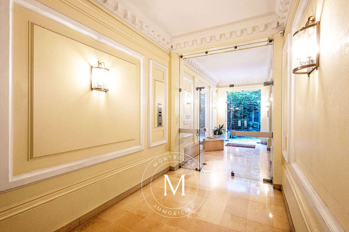 Appartement à PARIS-15E