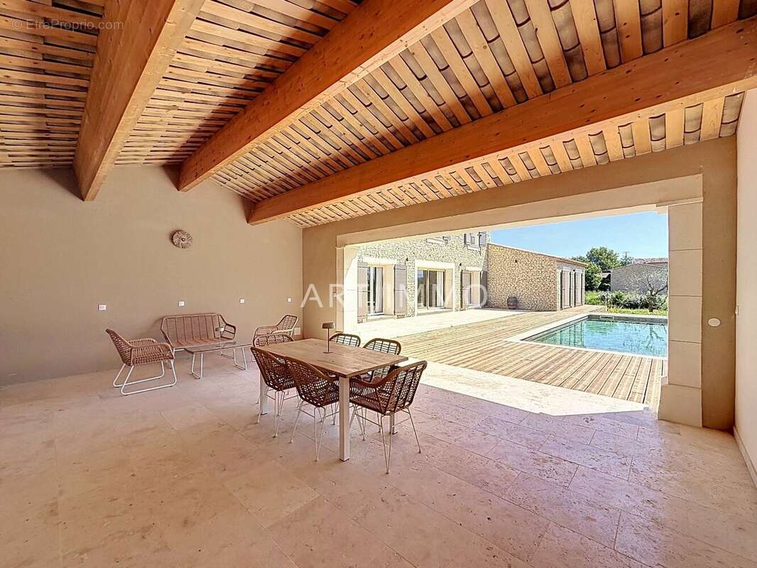 Maison neuve 5 chambres et piscine - photo 4