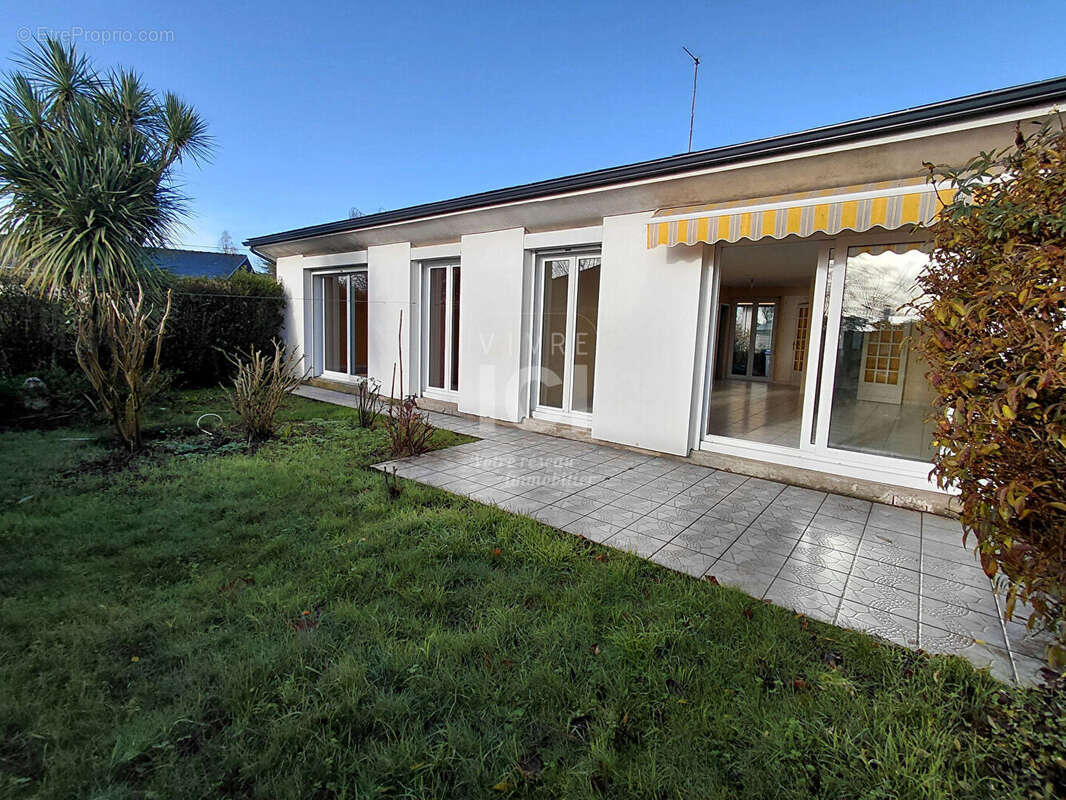 Maison à SAINTE-LUCE-SUR-LOIRE