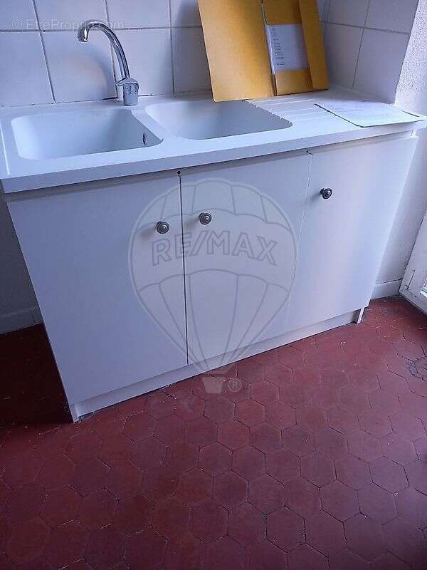 Autre à MARSEILLE-4E