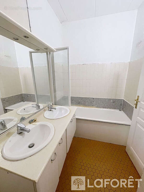Appartement à LYON-1E