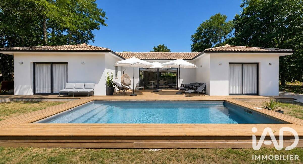 Photo 1 - Maison à SALLES