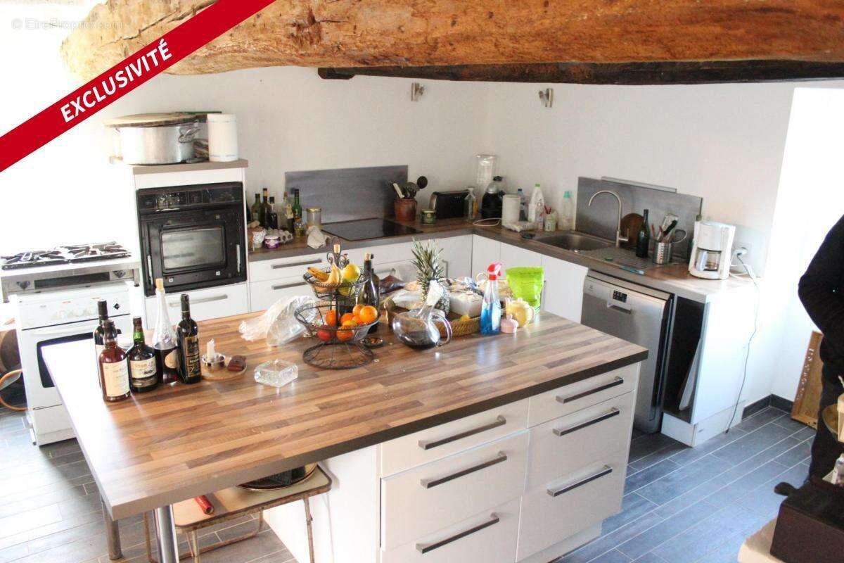 Maison à MONTREUIL-BELLAY