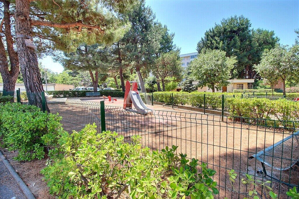 Exclusivite marseille 9 - secteur mazargues ? traverse du puits - appartement 2 chambres - traversant - lumineux - calme absolu  - photo 1