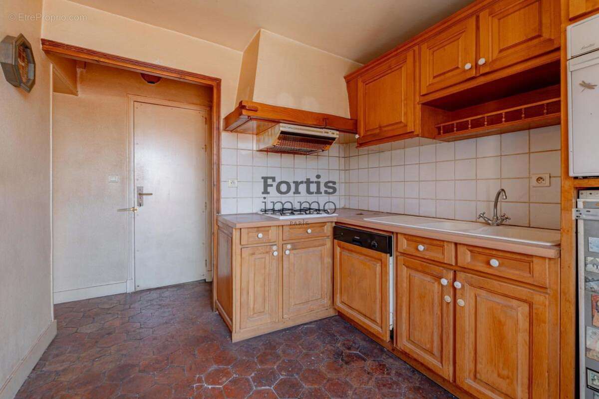 Appartement à PARIS-6E
