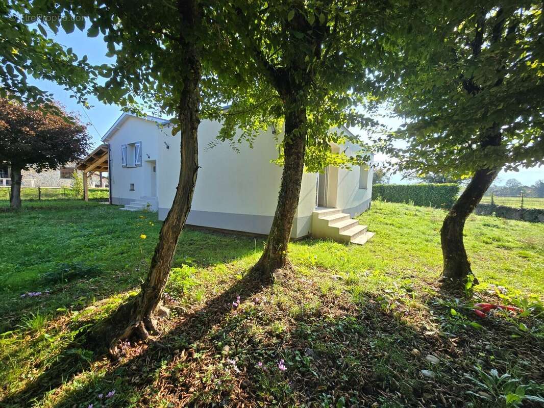 Maison à SAINT-ROMANS