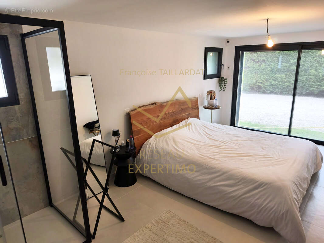 Maison renovee de plain pied quartier recherche proche de la ville - photo 16
