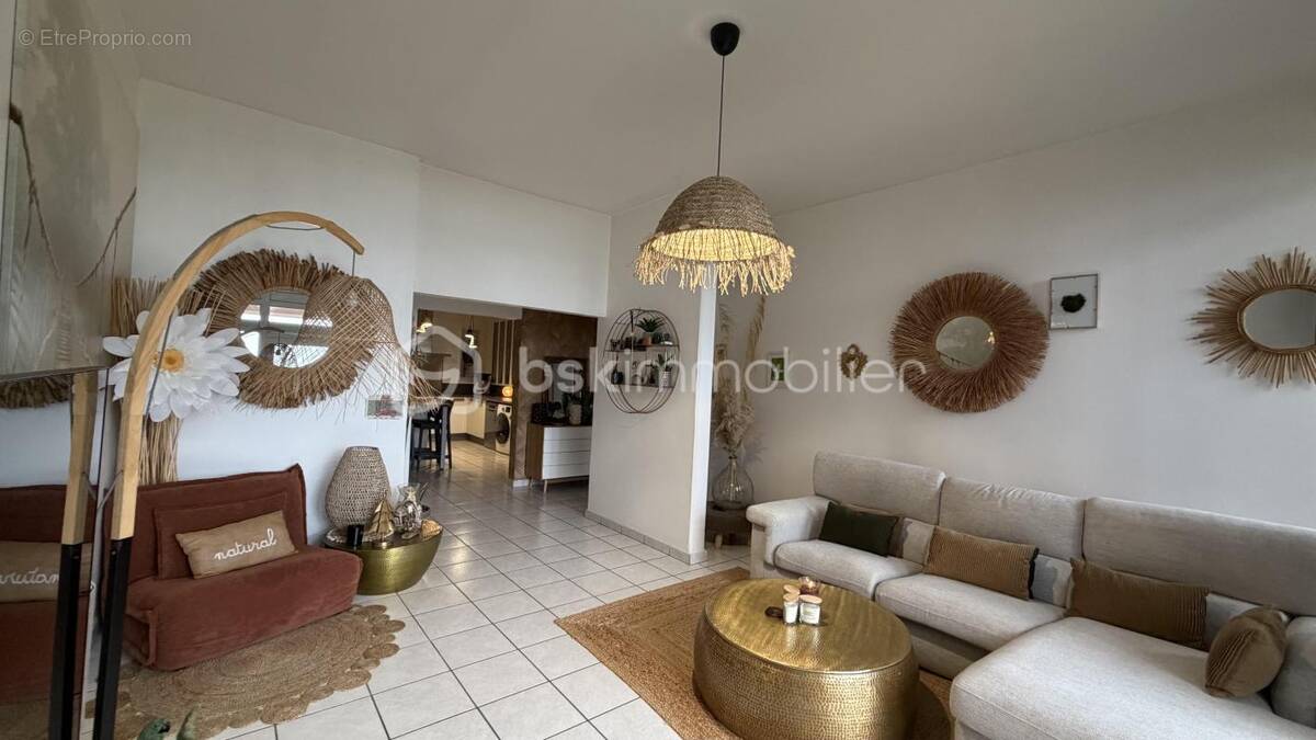 Appartement à POLLIONNAY