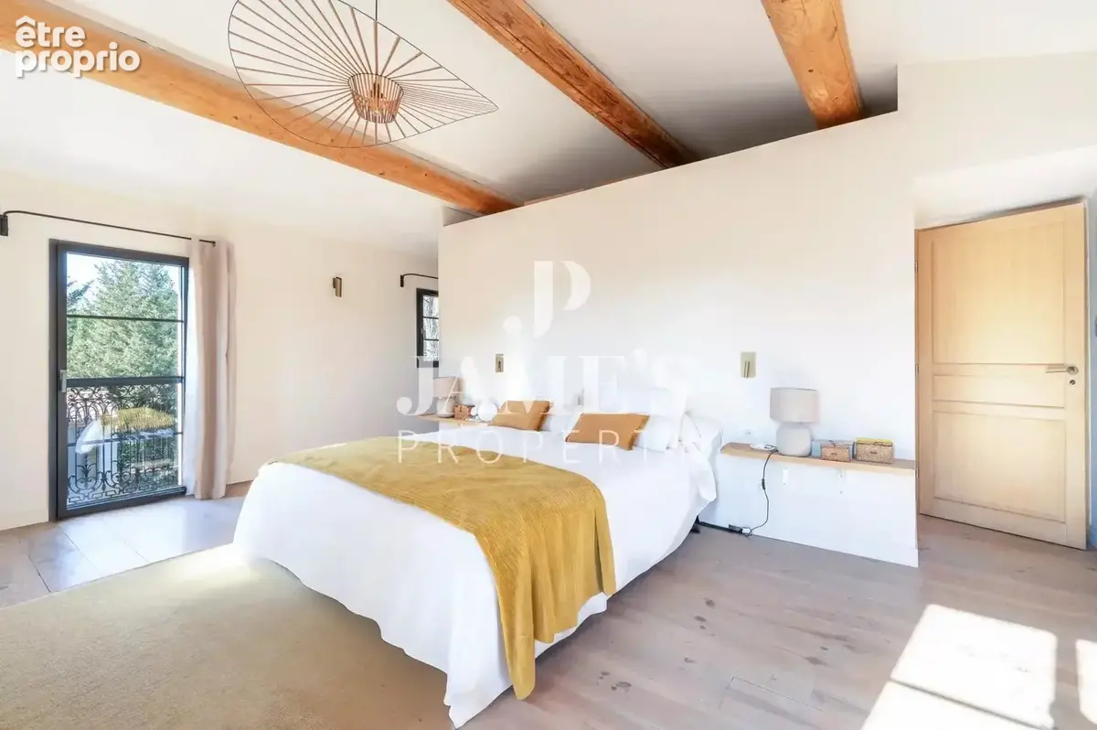 Maison 10 pièces 298 m² à vendre à Paradou (13520) - photo 7