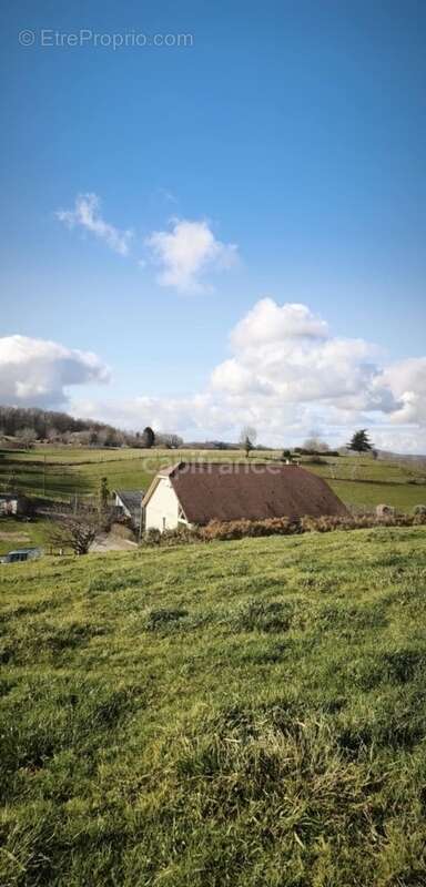 Maison à VEYRINS-THUELLIN