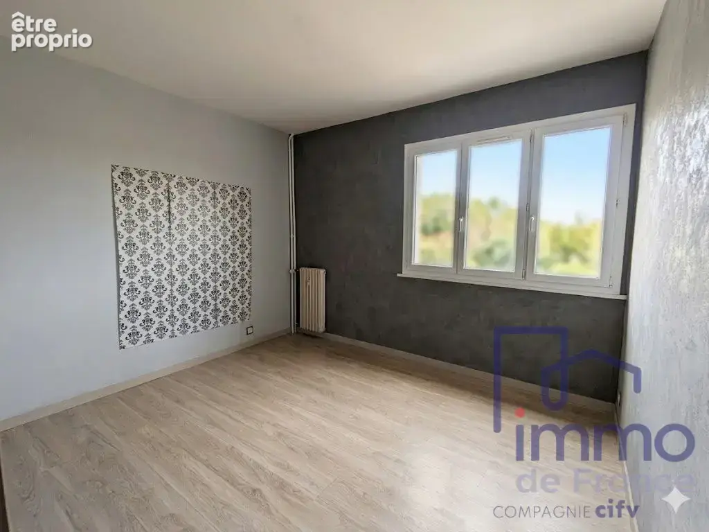 Appartement 74 m² à Le Puy-En-Velay  - photo 9