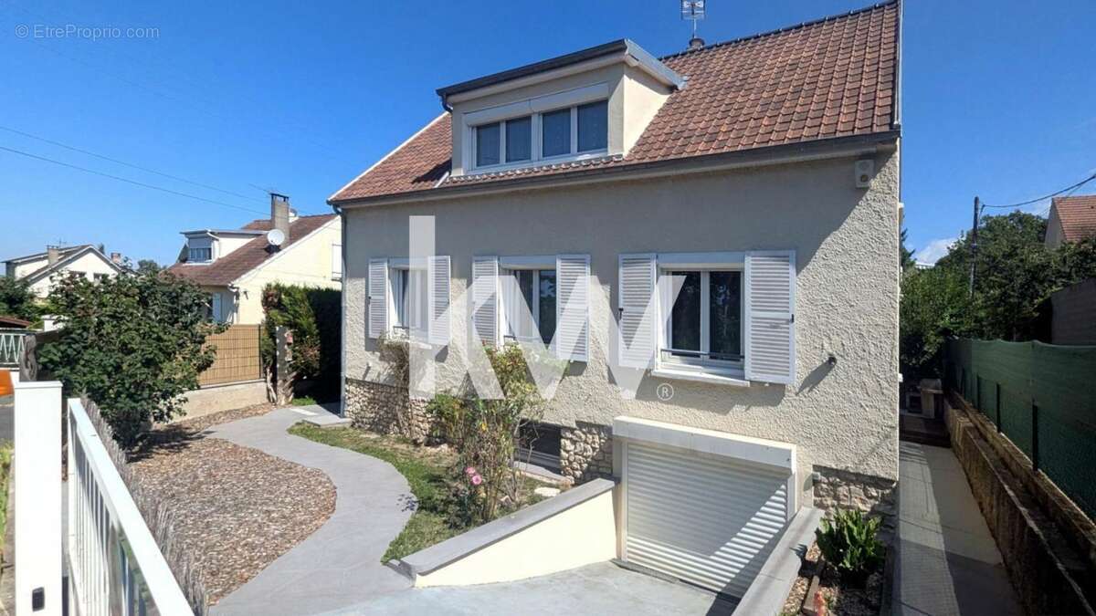 Maison à MONTMORENCY