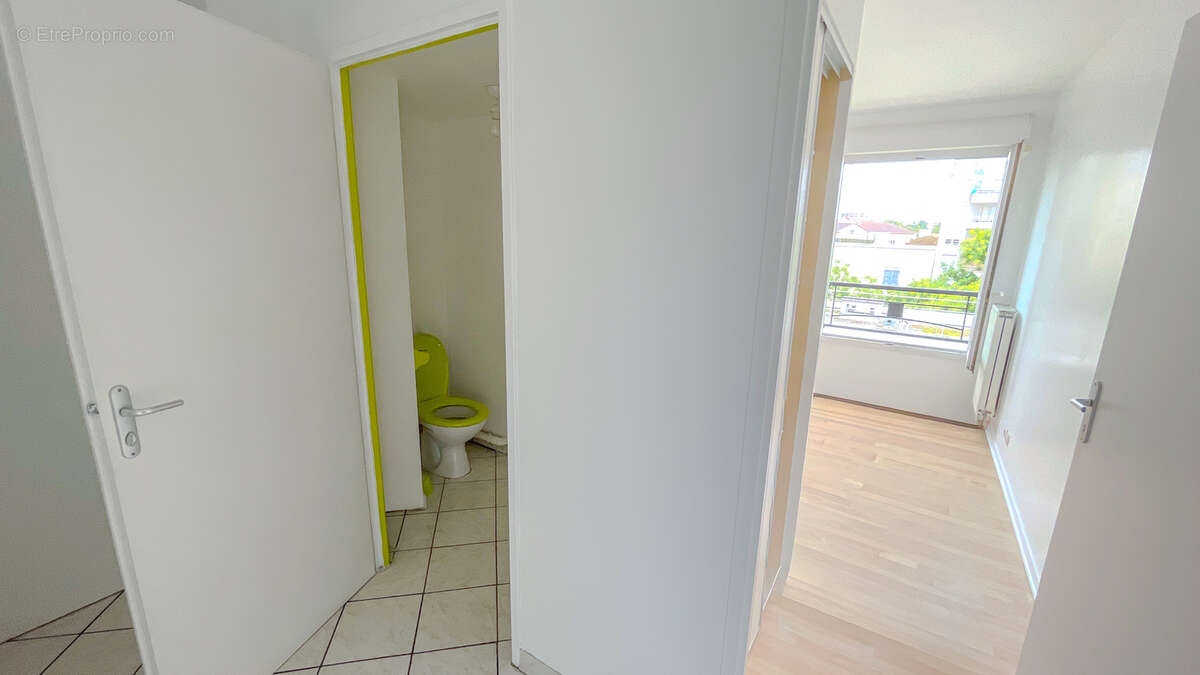 Appartement à VILLENEUVE-LA-GARENNE