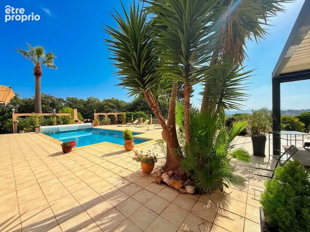 Splendide Villa T6 avec vue mer panoramique -  Piscine - Double garage - photo 3